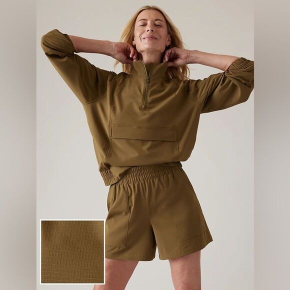 Athleta Tops - Athleta BOUNDLESS POPOVER olive size‎ 2x